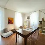 Apartment La Casa Gialla *